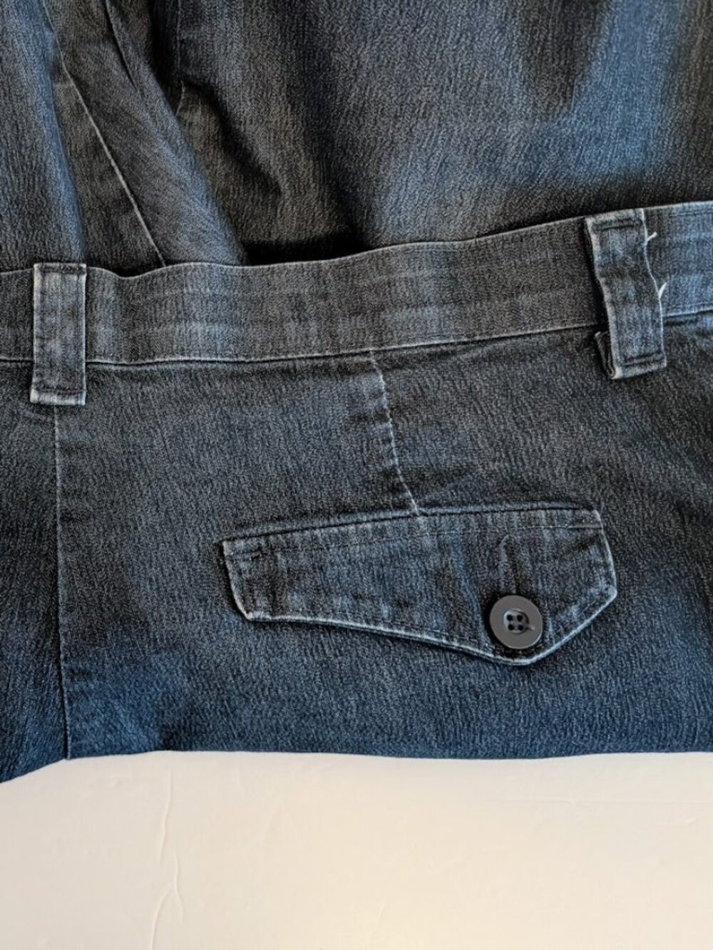 Lee Women's Flare Jeans in Dark Gray Wash - Picture 5 of 5